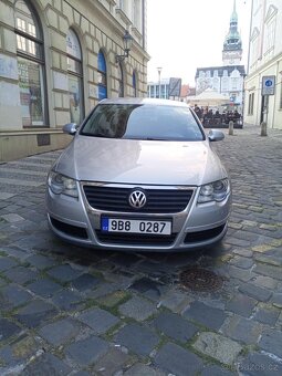 Volkswagen Passat B6 2.0 TDI / sedan - 2