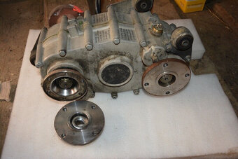 Repasovaná rozdělovací převodovka Mercedes Sprinter W903 4x4 - 2