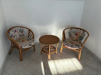 Ratanová křesílka se stolkem - 2