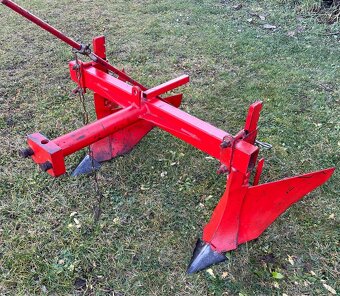 Vari nosič radlic a hrobkovaci radlice ( zamluveno do 18.12) - 2