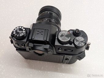 Fujifilm X-T50 černý (tělo) - 2