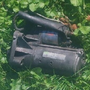 Renault trafic 1.9 dci 74kw 2005 74kw díly - 2