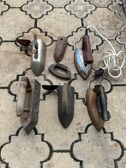 Staré žehličky - 2