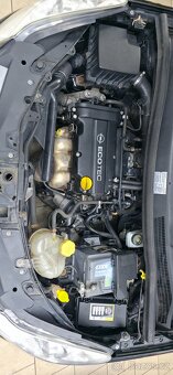 Opel corsa 1.2 59kw - 2