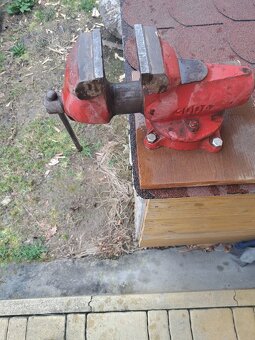 Svěrák YORK 100 - 2