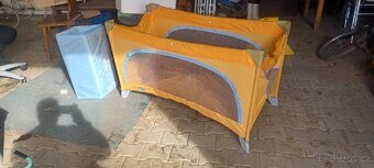 Cestovní postýlka - 2