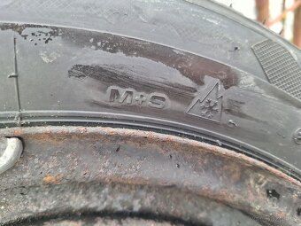 Zimni pneu ford focus prodám - 2