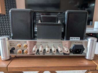 Elektronkový zesilovač Reisong a12 - 2