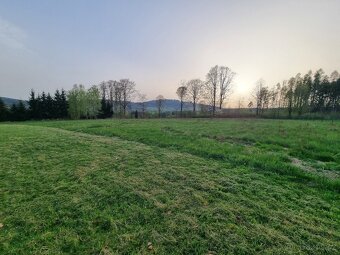 Prodej krásného stavebního pozemku 6652 m² – Nemojov - 2