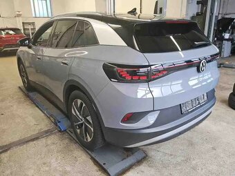 Volkswagen ID.4 Tech 150kw/matrix/tepelko/panorama/360°kamer - 2