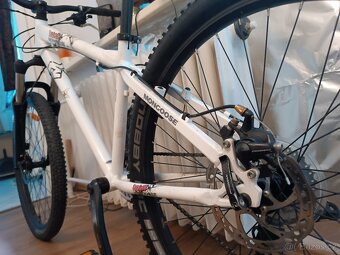 Horksé kolo 26, Dirt Mongoose Fireball - 2