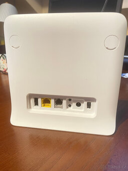 Prodám routr/modem ZTE Model MF225V - 2