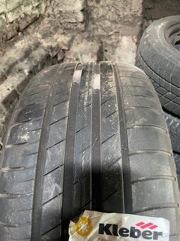 225/45 R17 - 2