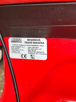 Prodám jak novou sekačku s pojezdem BRIGGS & STRATTON® - 2