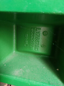 Konzola závaží 110 kg z John Deere - 2