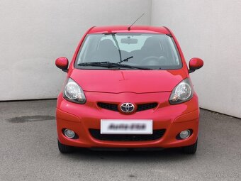 Toyota Aygo 1.0i , 50 kW benzín, 2010 - 2
