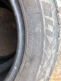 Zimní pneu 225/55/16 - 2
