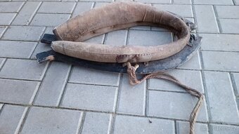 Chomout 2ks - 2