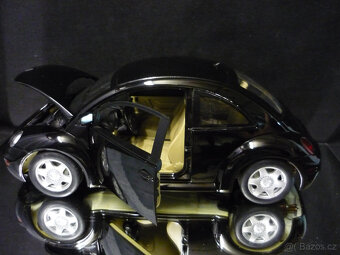 Volkswagen New Beetle 2,0 VW GATE 1/18 - 2