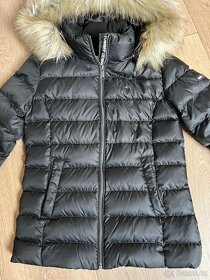 Dámská zimní péřová bunda Tommy Jeans, vel. S/M - 2