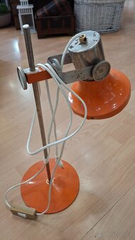 Retro kovová lampa na stůl - 2
