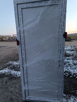 Nové jednokřídlé dveře 970x2260 1x levé 1x pravé - 2