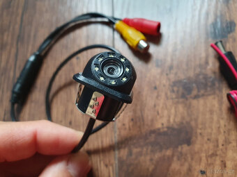 Univerzální zpětná couvací kamera - 8 LED, 170° - 2