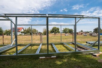 Ocelová zinkovaná konstrukce 3,1x7,5m - 2