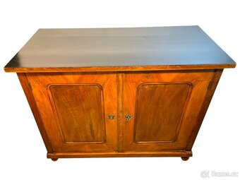 Starožitná biedermeier skříňka/komoda v ořechu - 2