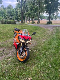Honda cbr 600 repsol - 2