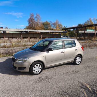 Škoda Fabia 1.2i 51kw, poctivých 134tkm, rok 2013 - 2