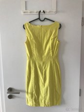 Pouzdrové šaty - 2