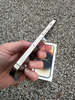 IPhone 14 Pro - baterie 100% - 2