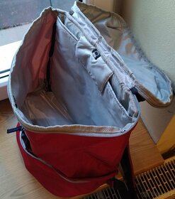 Batoh Crumpler Beehive - červeno / modrý - 2