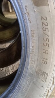 225/55/18 zimní Michelin 5mm( možná domluva na ceně) - 2