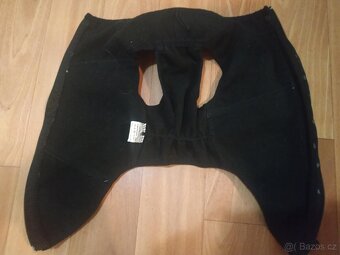 Samohýl vesta pro psa - 2