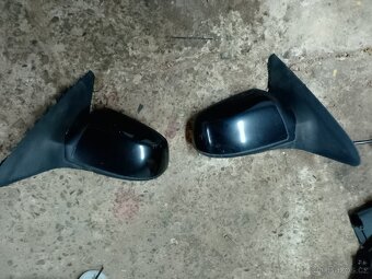 Ford Mondeo MK3 zrcátka - 2