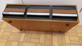 Box skříňka na AUDIOKAZETY - 2