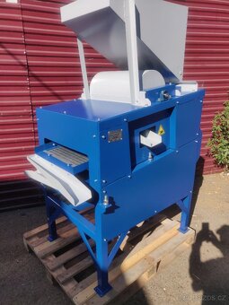 Sítový čistič obilia UKS 0.6 - 2