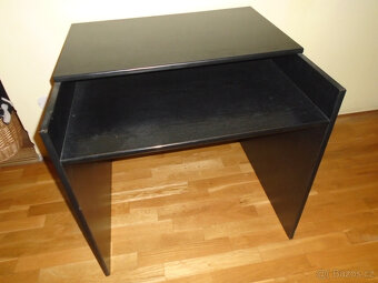 Počítačový stolek, PC stůl - zachovalý, robustní - 2