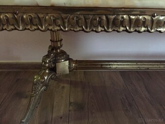 Konferenční stolek - 2