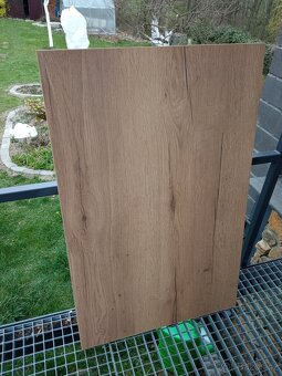 Lisovaná pracovní deska 590x920x40 mm. - 2