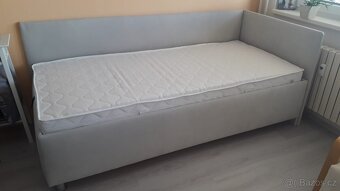 Čalouněná postel s úložným prostorem - 2
