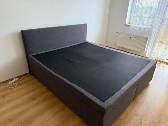 Postel na prodej - 2