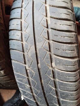 Pneu 155/65 r13 - 2