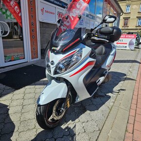 Sym Maxsym 600i ABS, kufr, původ ČR, STK DO 07/2027, kufr - 2