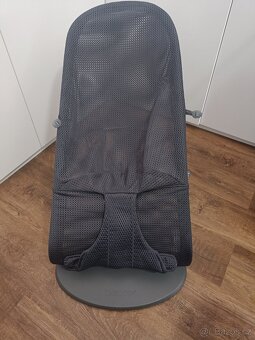 Babybjörn lehátko houpátko bliss Anthracite Mesh - 2