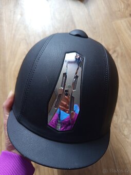 Jezdecká helma - 2