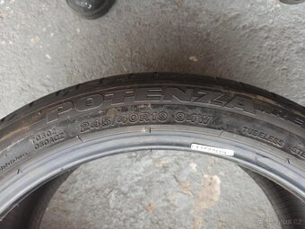 Bridgestones Potenza 245/40 R19 94W cca 6mm Runflat 1 kus - 2