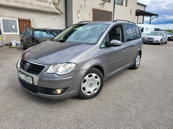 VW Touran facelift 1.9TDI, 77kw,nová STK.7 míst - 2